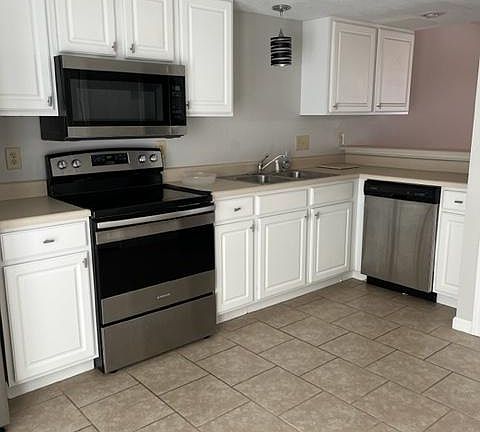 2nd image of 797 E Sherwood Hills Dr #797
