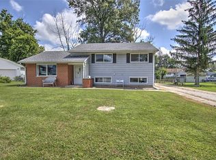 1818 S Richmond Ct, Decatur, IL 62521