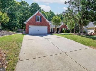 6337 Horizon Dr, Flowery Branch, GA 30542
