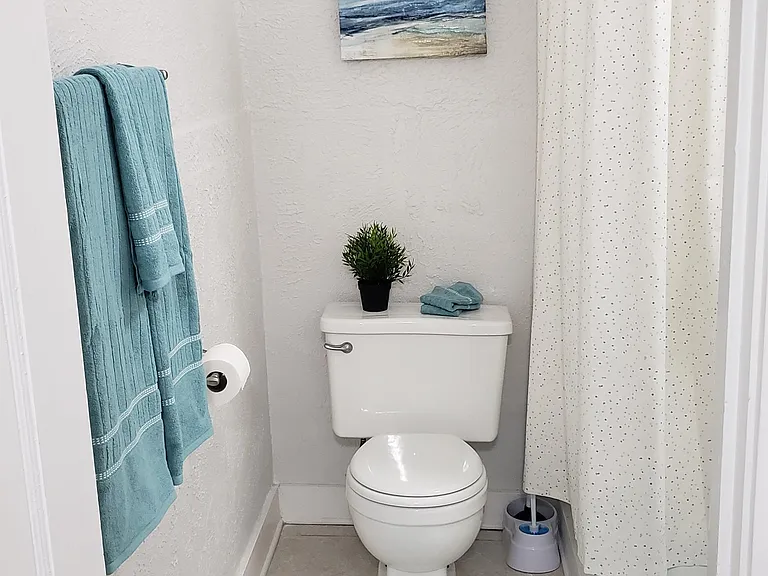 407 S Melville Ave #10 — Photo 8
