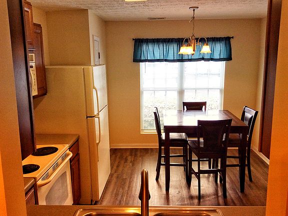 5th image of 2853 Creek Bottom Ct
