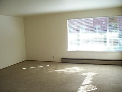 2nd image of 7132 47th Ave SW APT 2
