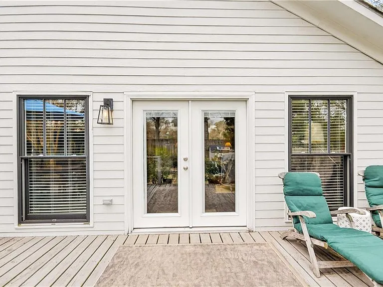 865 Monroe Cir NE — Photo 45