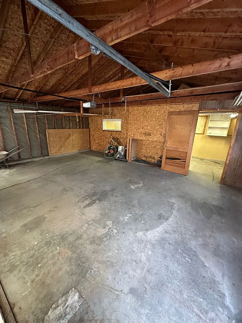 2-Bedroom 1-Bathroom Single Family Home — Photo 3