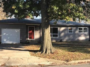 503 N Maple St, Coffeyville, KS 67337