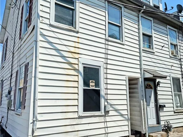 547 N Silk St, Allentown, PA 18102