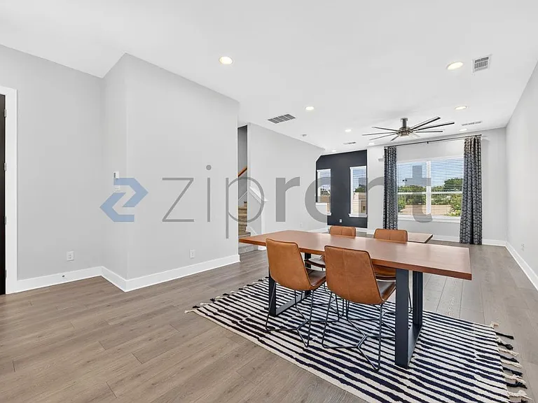 2818 Addison Park Ln — Photo 14