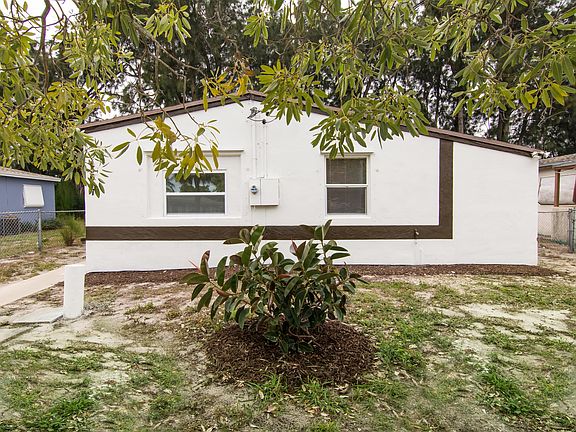 2nd image of 5617 Pinewood Ave