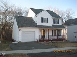 67 Victoria Ct, Hamden, CT 06514