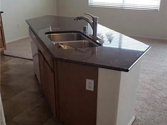 5th image of 7342 Tanglewood Park St