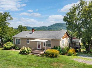 31 Skyland Cir, Woodfin, NC 28804