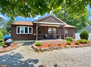 42 E Gibbsboro Rd, Clementon, NJ 08021