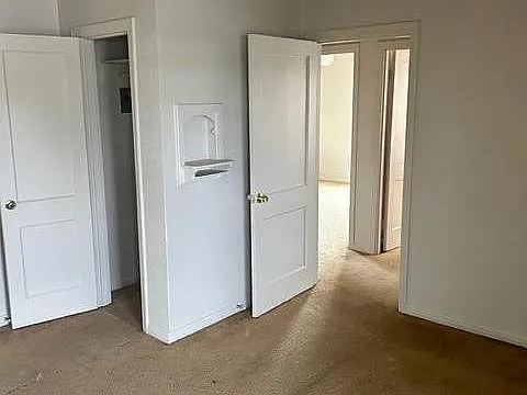 2701 Stetson Ave — Photo 4