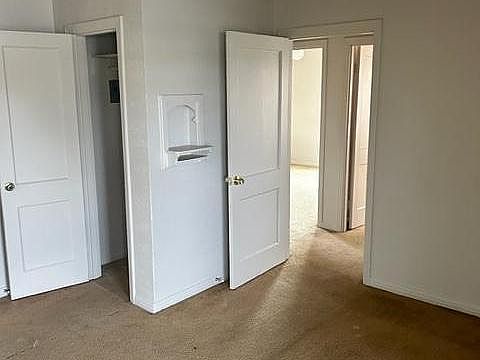 4th image of 2701 Stetson Ave