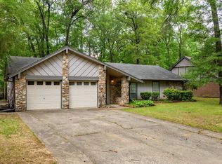 11 Fernwood Dr, Conway, AR 72034