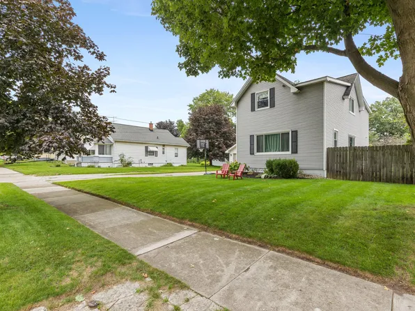 634 Burke Ave NE, Grand Rapids, MI 49503