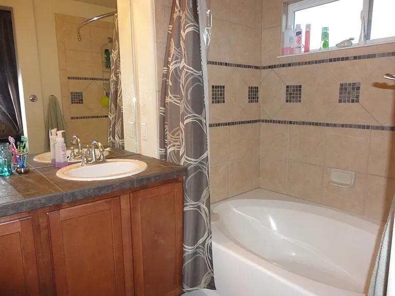 7074 Silverwind Cir — Photo 15