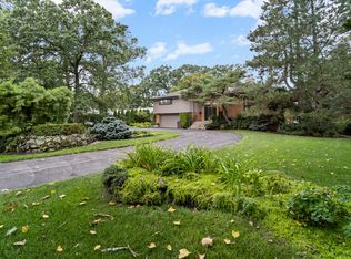 1230 Fairfield Rd, Glencoe, IL 60022