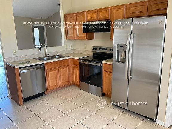 5th image of 141 Americana Blvd NE