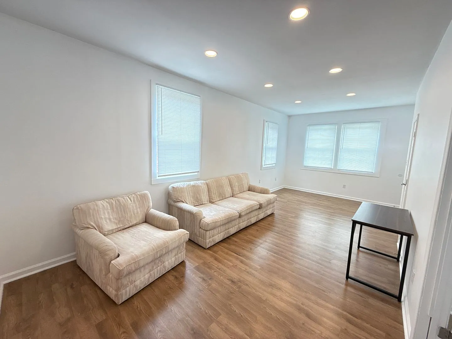 Remodeled 2 bed/ 1 bath Home in Q-town — Photo 4