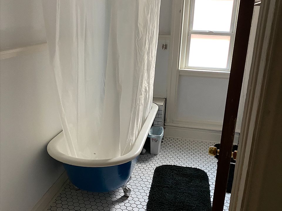 Clawfoot Soaking Tub