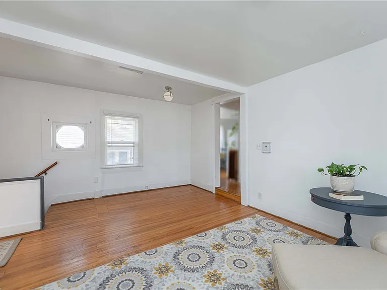 54 Sanford St #B — Photo 7