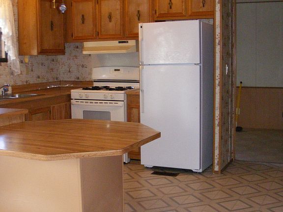 2nd image of 7640 N Beckey Jo Ln