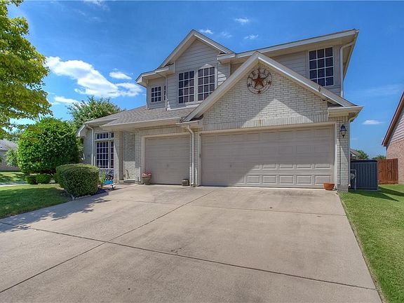 2nd image of 2408 Richmond Cir