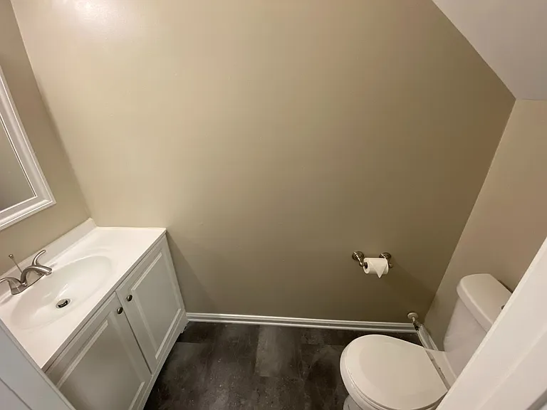 909 Bragg St #102 — Photo 8