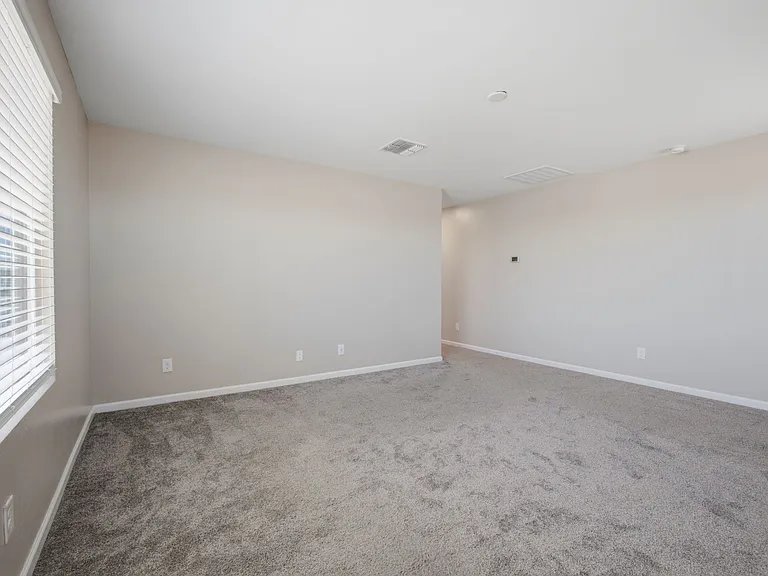17851 W Daley Ln — Photo 22