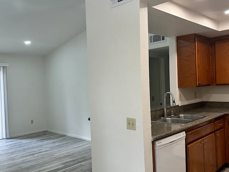 795 Brookstone Rd #204 — Photo 19