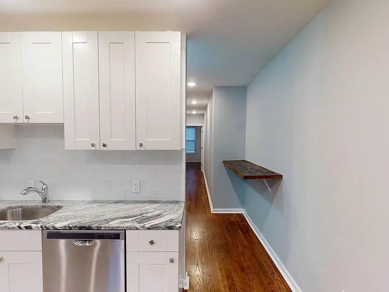 166 Mallory Ave #1 — Photo 11