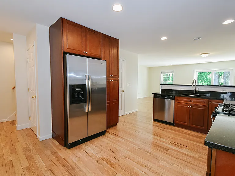2118 Meriden Waterbury Tpke #16 — Photo 7
