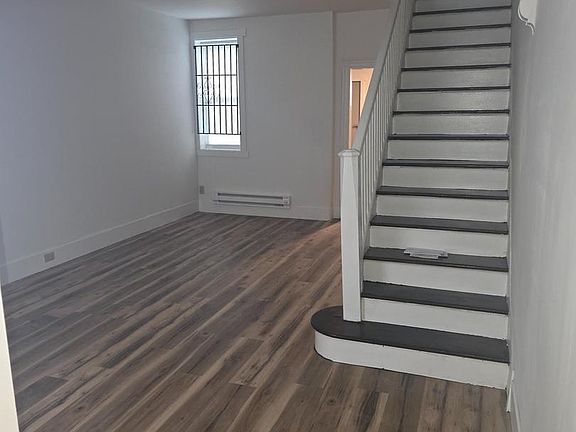 2nd image of 2807 N Taylor St
