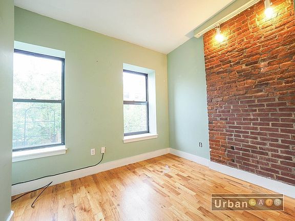 4th image of 870A Dekalb Ave #3B