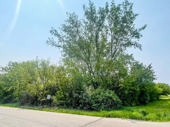 12953 W 28th St, Beach Park, IL 60099