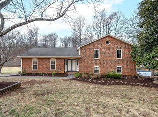 711 Custer Dr, Lynchburg, VA 24502