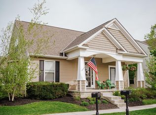 4674 Snowy Meadow Dr, Grove City, OH 43123