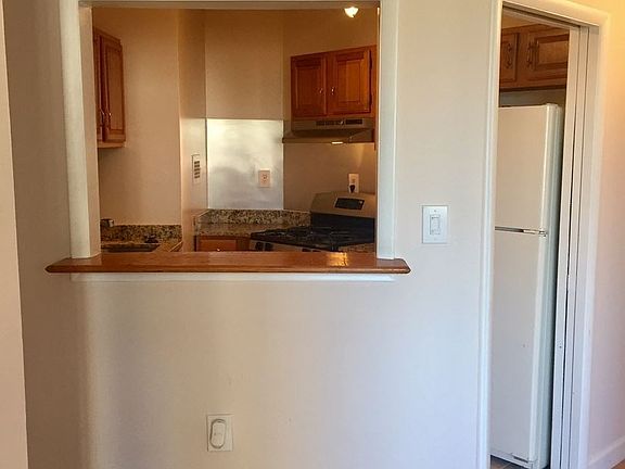 3rd image of 4242 E West Hwy #402
