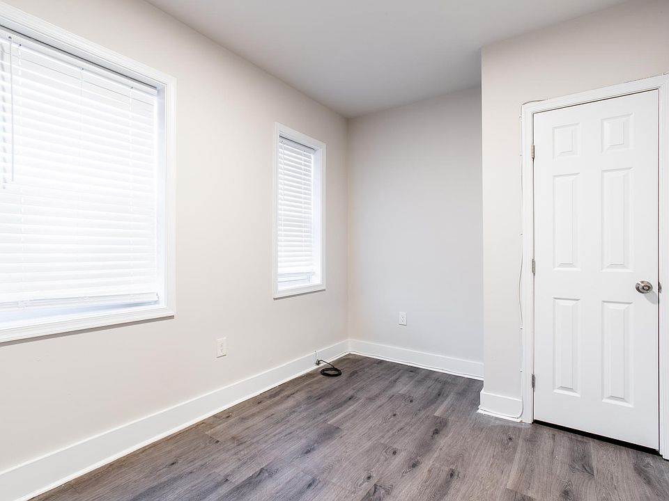 1st image of 2145 S Daggett St #3