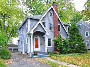 198 Four Mile Rd, West Hartford, CT 06107