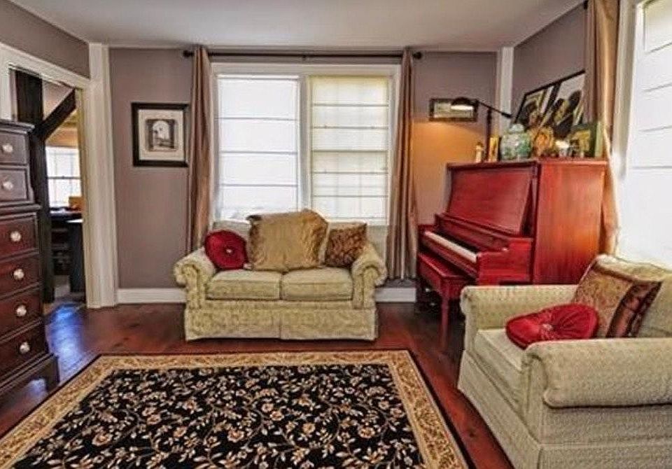 Music Room w/Twin