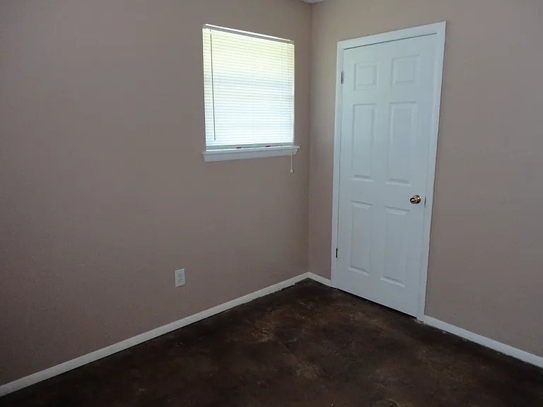 1024 NW 20th St — Photo 11