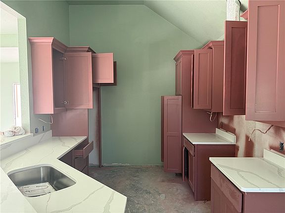 4th image of 1614 Conlee St