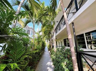 7315 Byron Ave Condo, Miami Beach, FL 33141