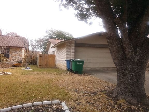 3rd image of 12114 Autumn Vista St
