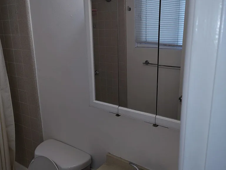 4055 Lafayette Pl — Photo 3