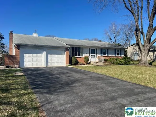 2621 Colorado St, Allentown, PA 18103