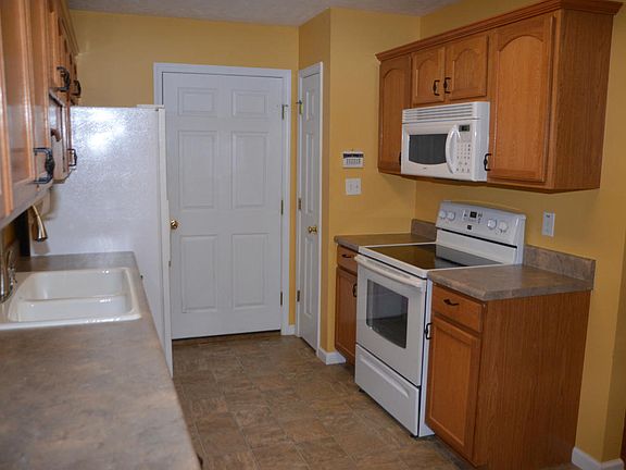 4th image of 103 Creekwood Way