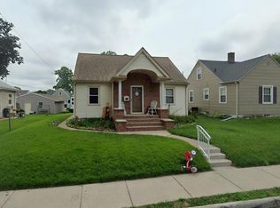 2301 Wilkes Ave, Davenport, IA